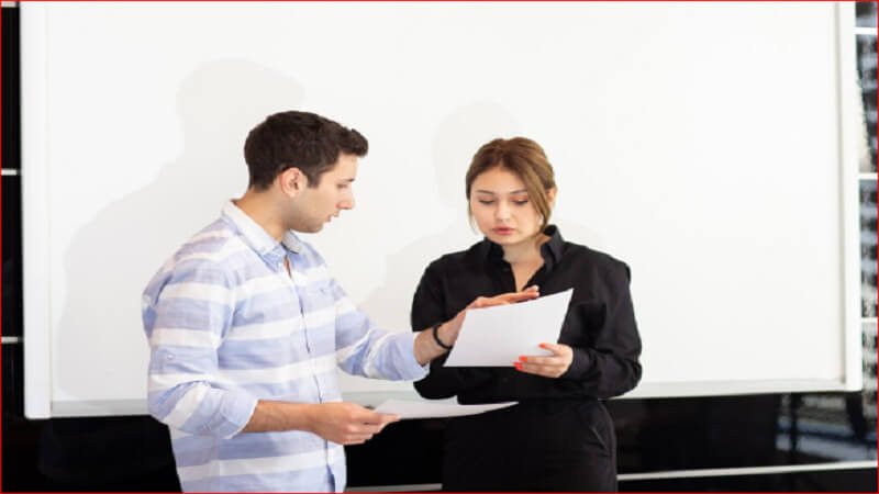 The Role of Expert Recommendations